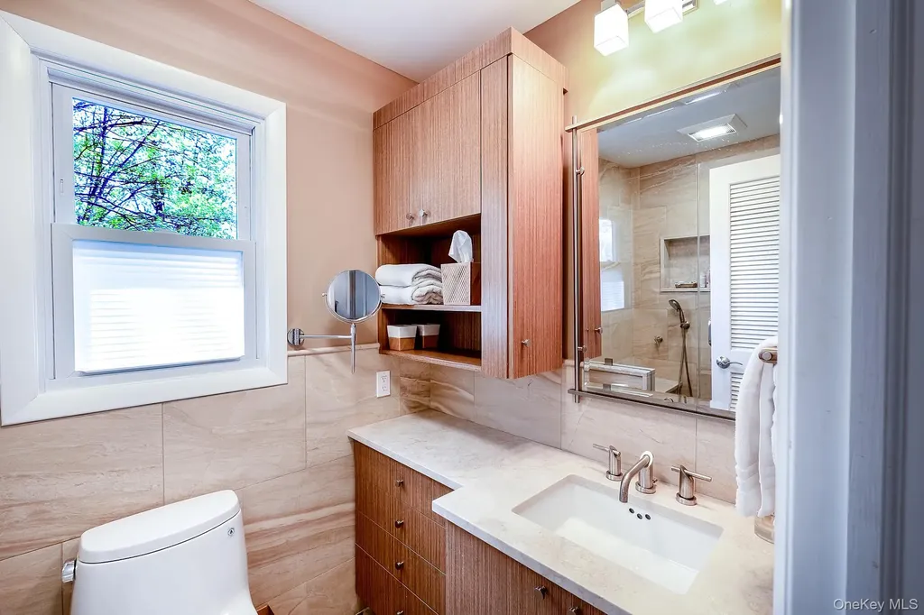 7 Carlton Lane Rye Brook NY 10573