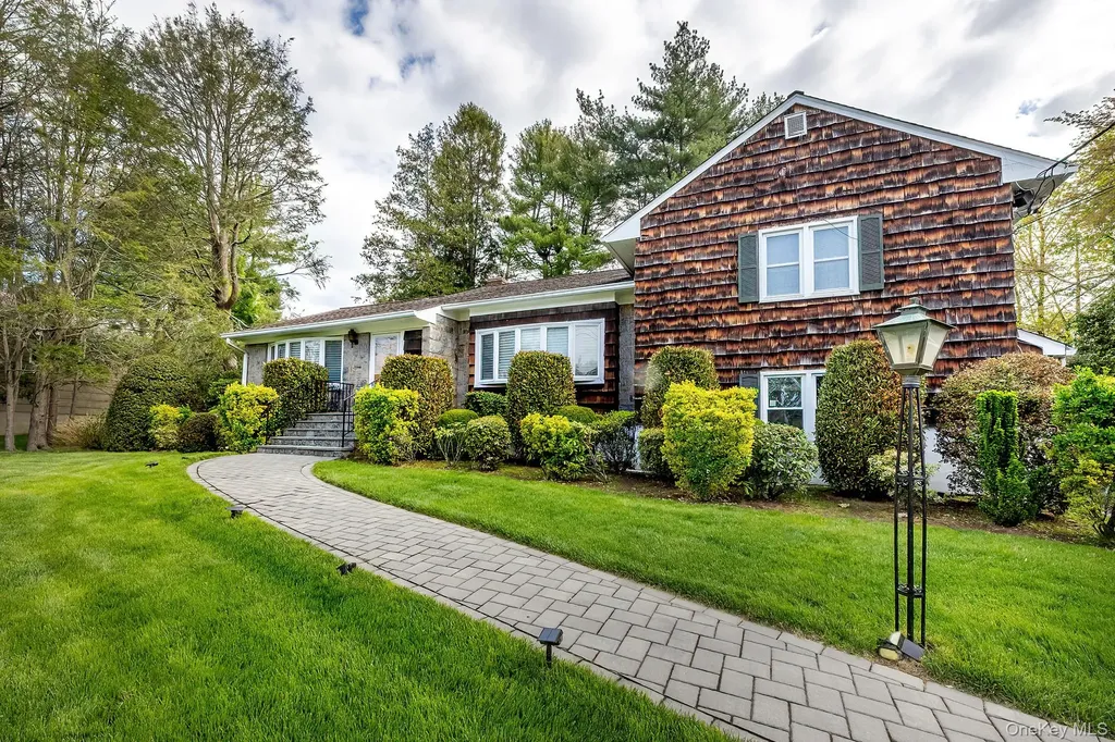 7 Carlton Lane Rye Brook NY 10573
