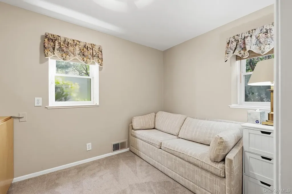 7 Carlton Lane Rye Brook NY 10573