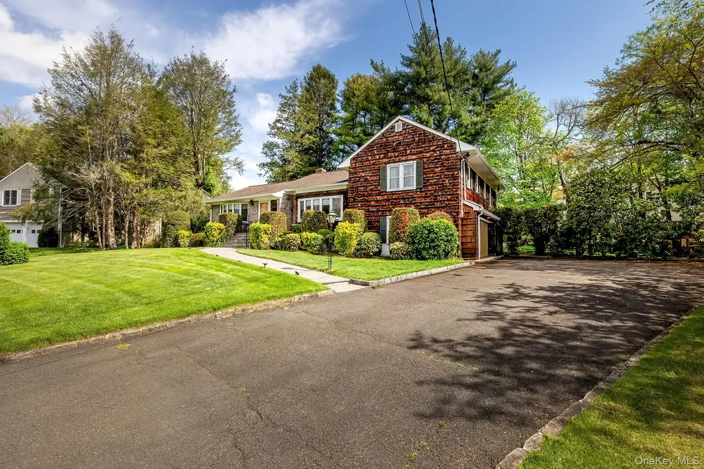 7 Carlton Lane Rye Brook NY 10573