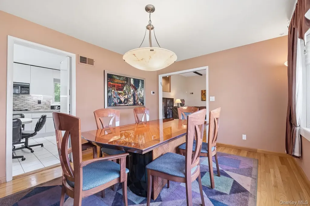 7 Carlton Lane Rye Brook NY 10573