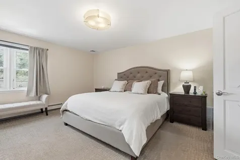 7 Carlton Lane Rye Brook NY 10573