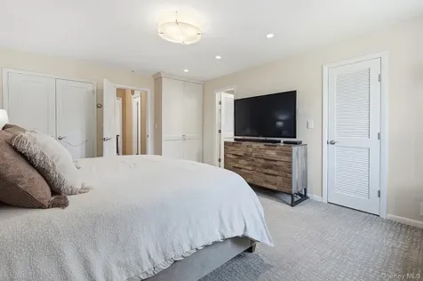 7 Carlton Lane Rye Brook NY 10573