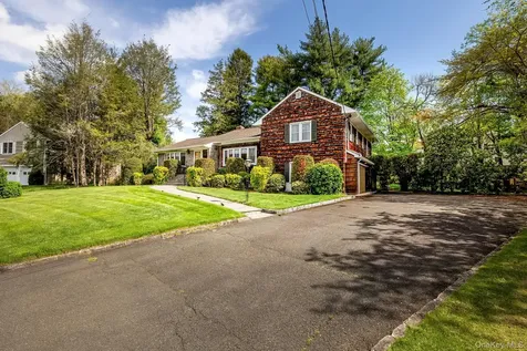 7 Carlton Lane Rye Brook NY 10573