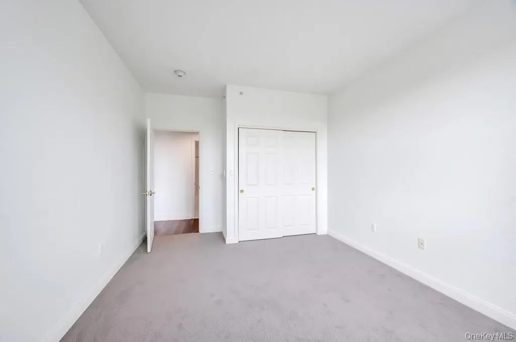 300 E Overlook Port Washington NY 11050