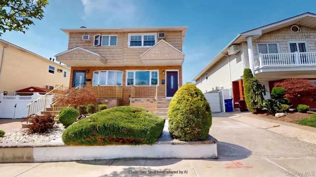 8 Thayer Place Staten Island NY 10306
