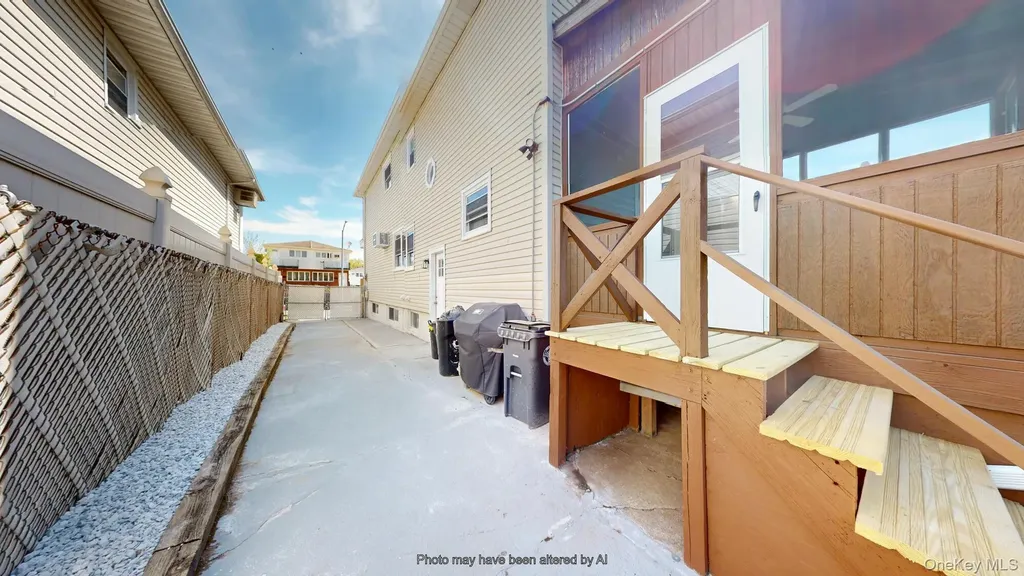 8 Thayer Place Staten Island NY 10306