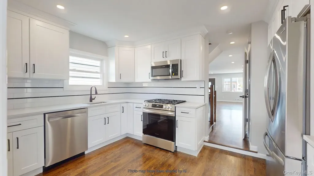 8 Thayer Place Staten Island NY 10306