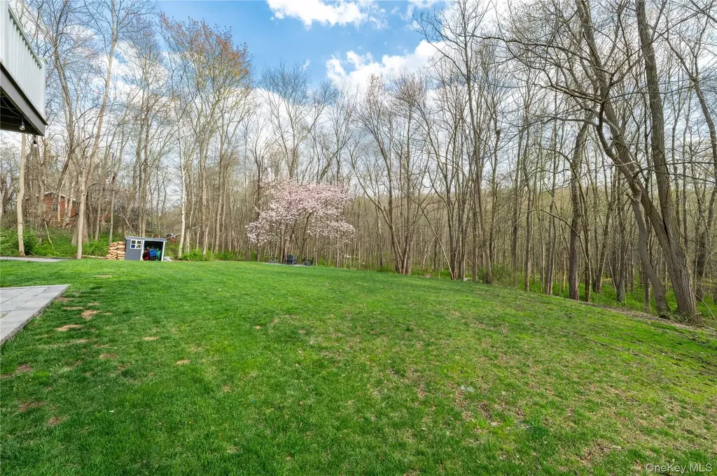 259 Crane Road Carmel NY 10512