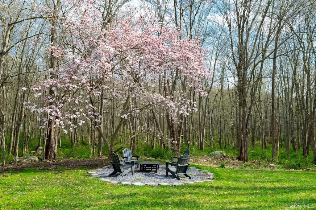 259 Crane Road Carmel NY 10512