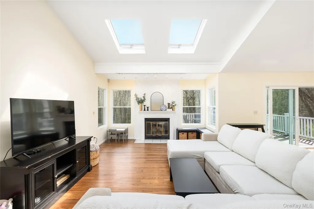 259 Crane Road Carmel NY 10512