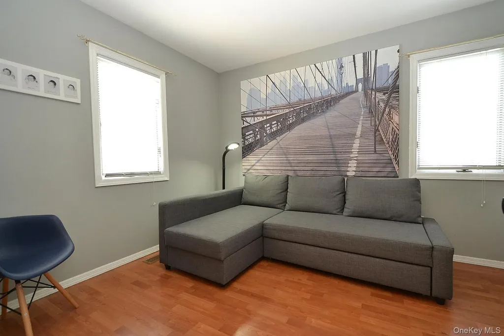 30 Myrtle Lane Patchogue NY 11772