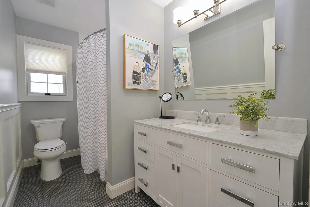 30 Myrtle Lane Patchogue NY 11772