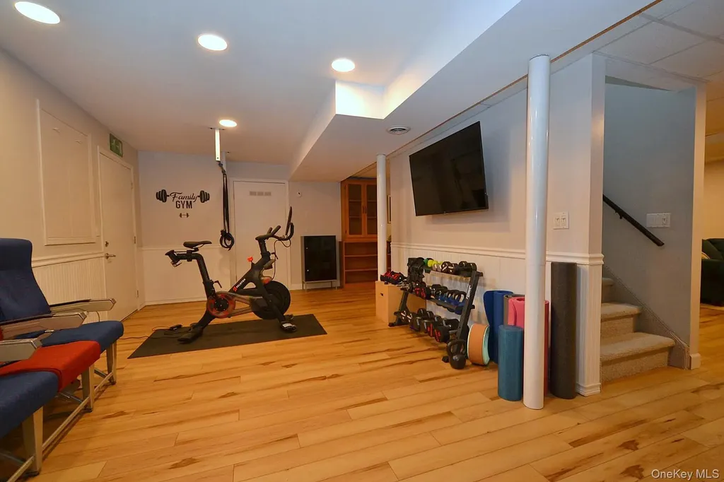 30 Myrtle Lane Patchogue NY 11772