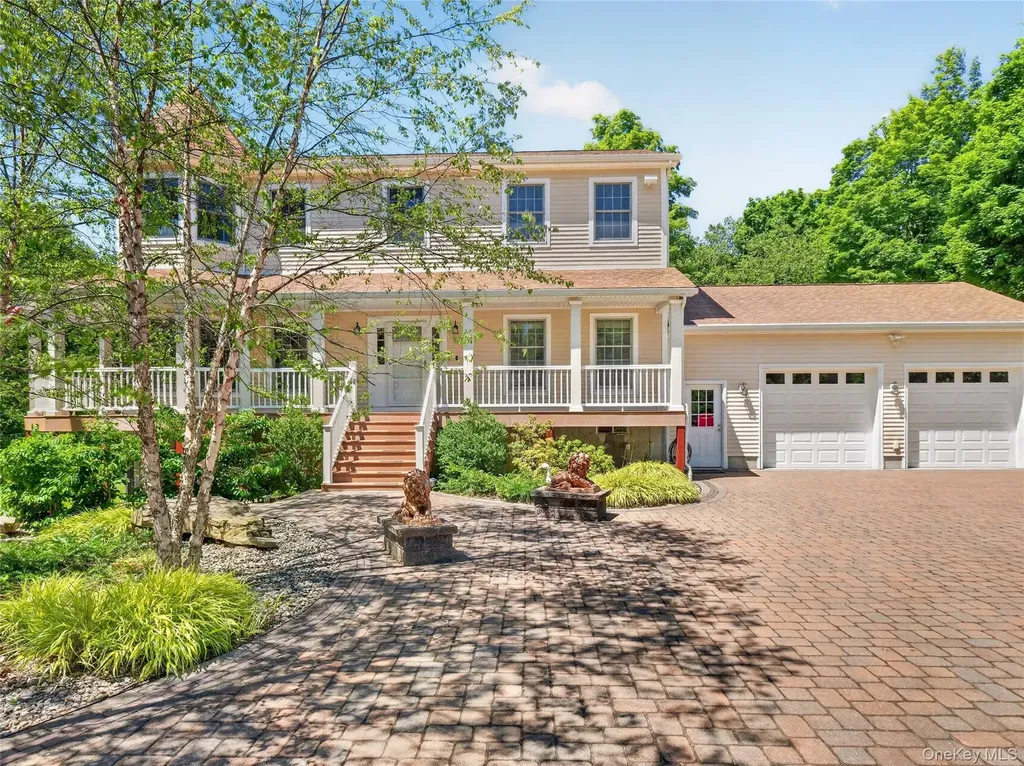 433 Barrett Hill Road Mahopac NY 10541