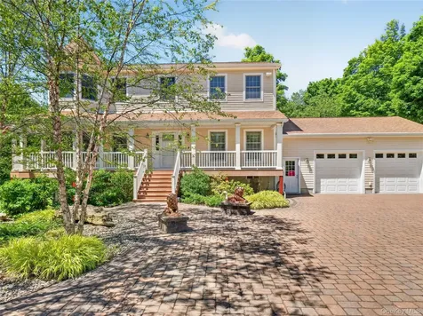 433 Barrett Hill Road Mahopac NY 10541