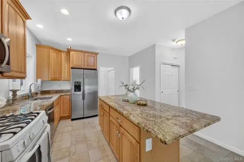 433 Barrett Hill Road Mahopac NY 10541