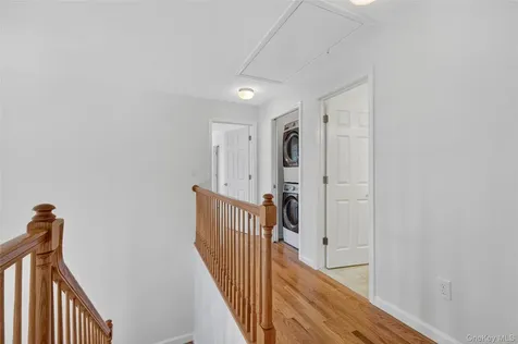 433 Barrett Hill Road Mahopac NY 10541