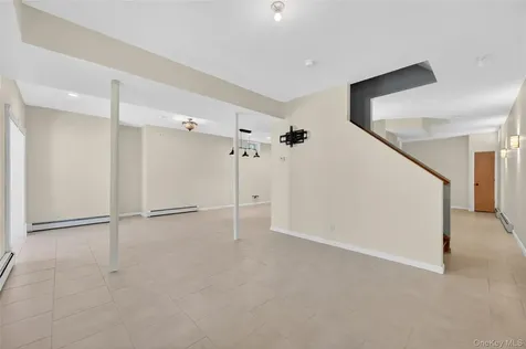 433 Barrett Hill Road Mahopac NY 10541