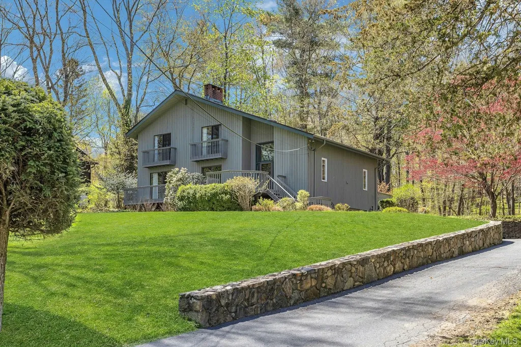 68 Lake Shore Drive South Salem NY 10590