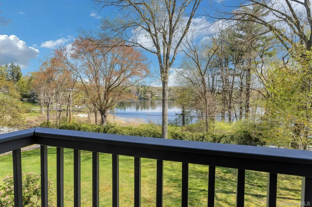 68 Lake Shore Drive South Salem NY 10590