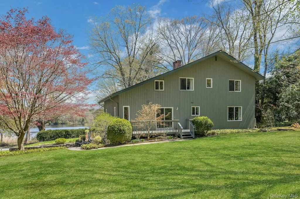 68 Lake Shore Drive South Salem NY 10590