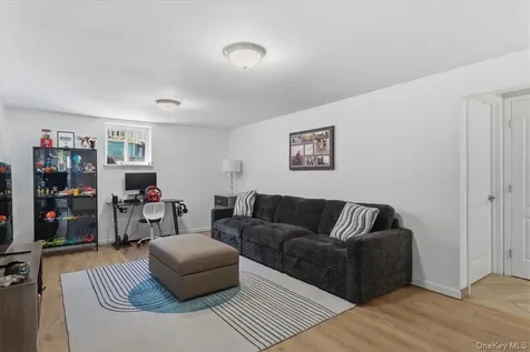 3 Cottage Grove Avenue Thornwood NY 10594