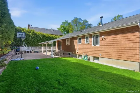 3 Cottage Grove Avenue Thornwood NY 10594