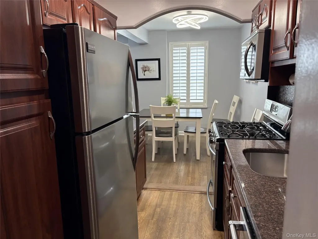 280 Guy Lombardo Avenue Freeport NY 11520