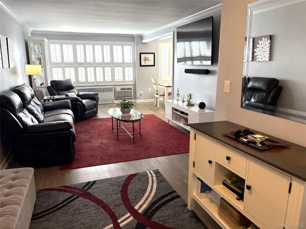 280 Guy Lombardo Avenue Freeport NY 11520