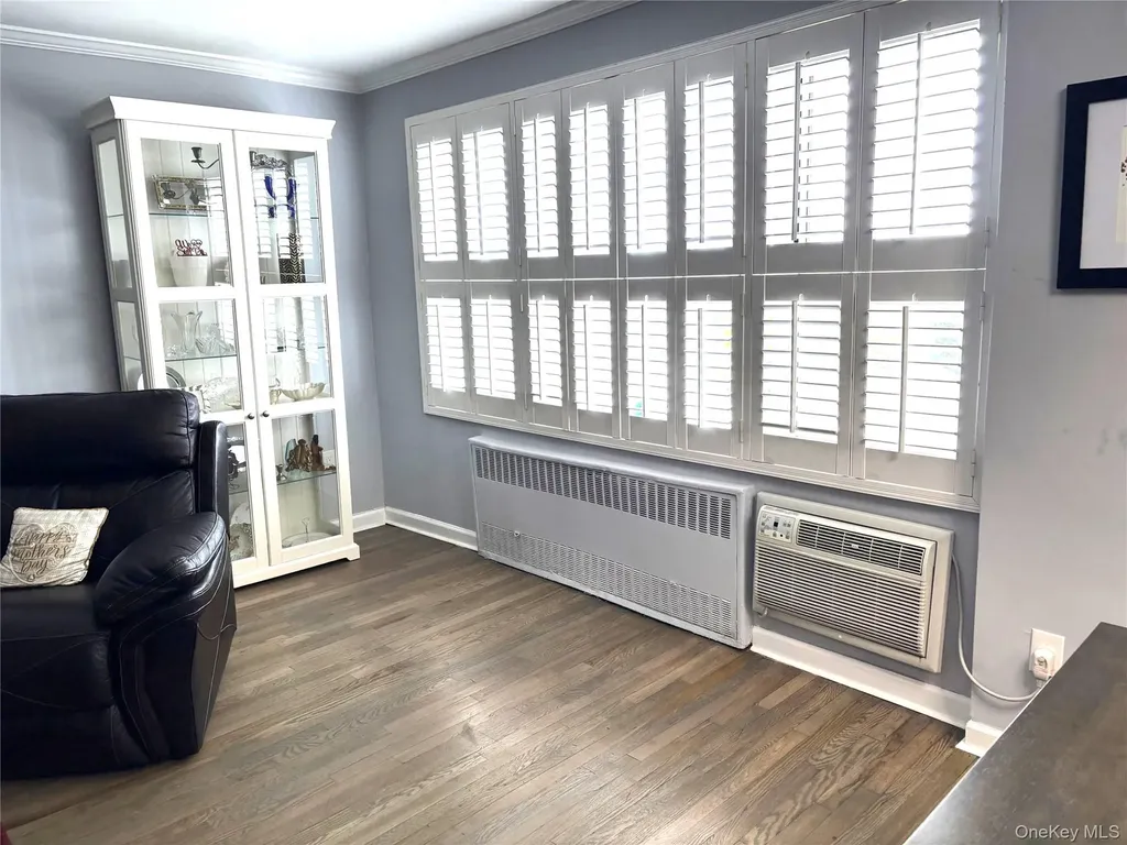 280 Guy Lombardo Avenue Freeport NY 11520