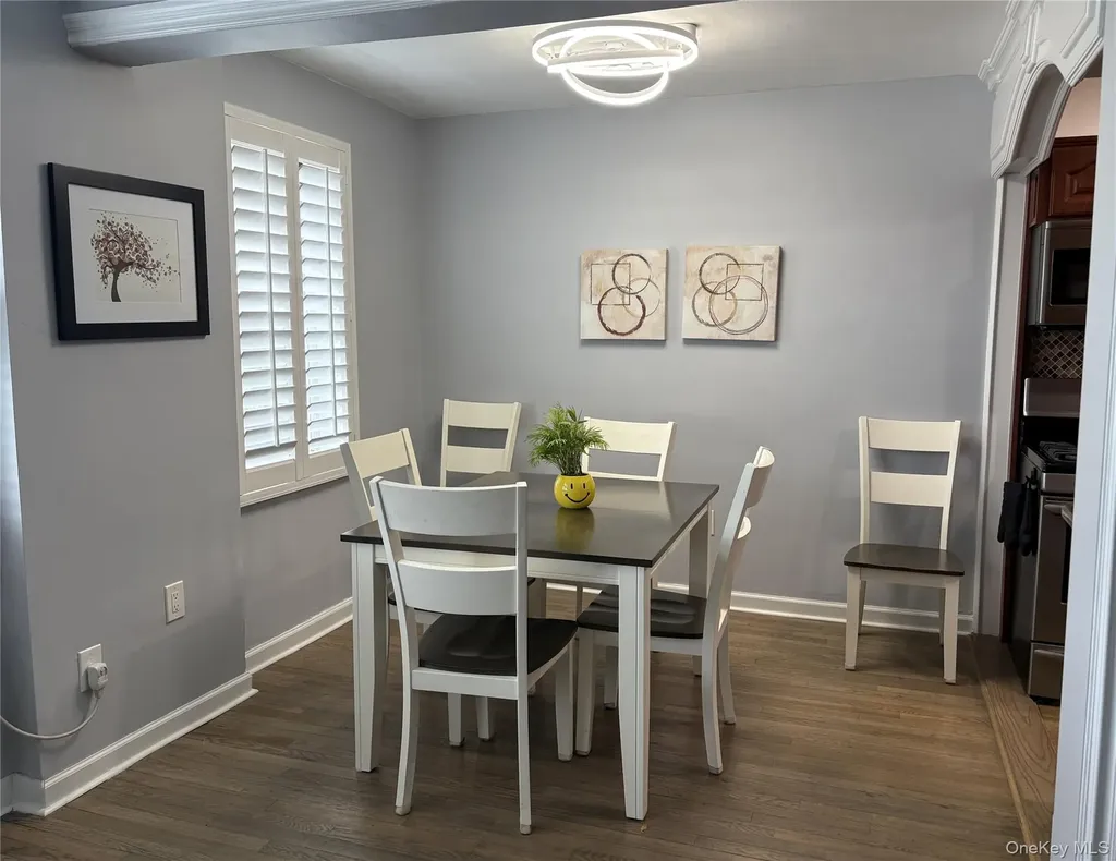 280 Guy Lombardo Avenue Freeport NY 11520