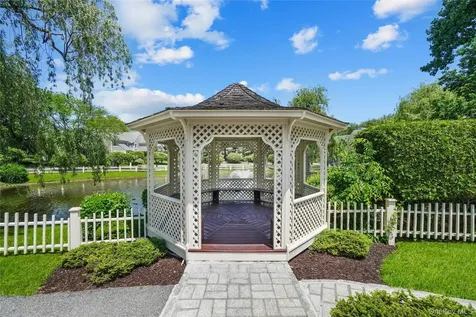 5703 Applewood Circle Carmel NY 10512