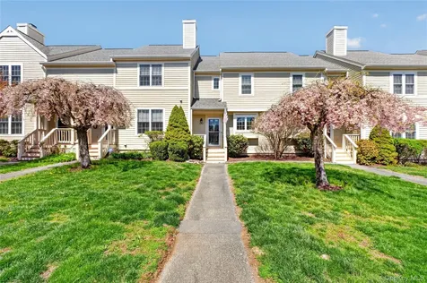 5703 Applewood Circle Carmel NY 10512