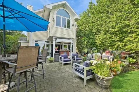 101 Bay Street East Atlantic Beach NY 11561