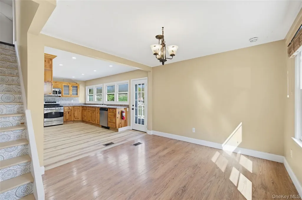48 Quaker Hill Road Monroe NY 10950