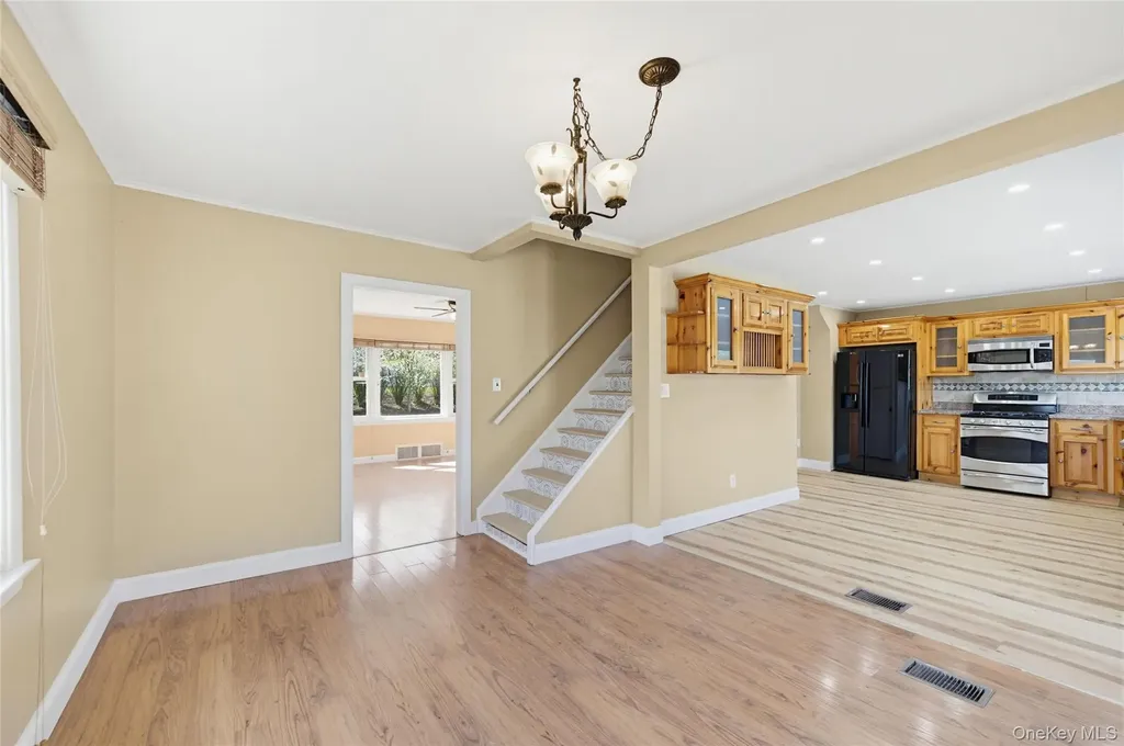 48 Quaker Hill Road Monroe NY 10950