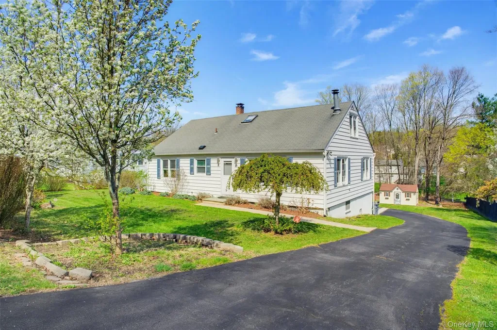 48 Quaker Hill Road Monroe NY 10950