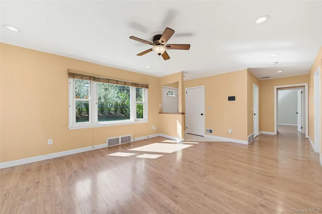 48 Quaker Hill Road Monroe NY 10950