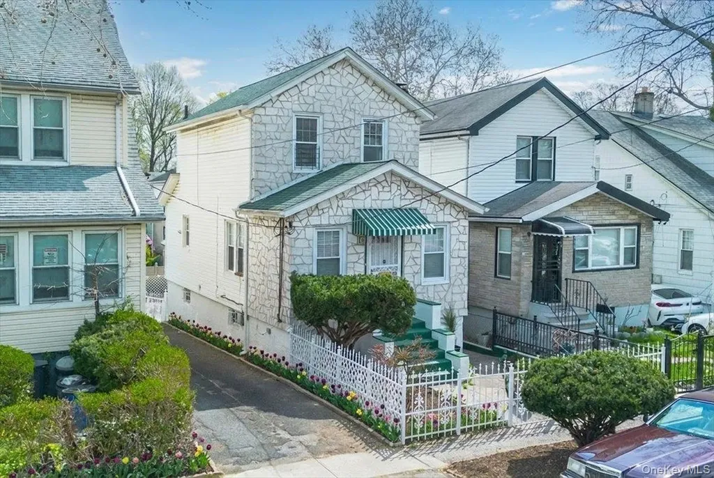 3704 Harper Avenue Bronx NY 10466