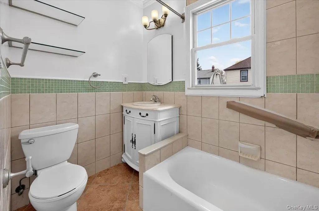 3704 Harper Avenue Bronx NY 10466
