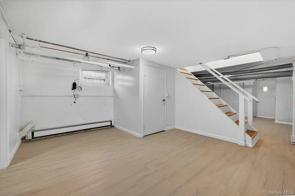 3704 Harper Avenue Bronx NY 10466