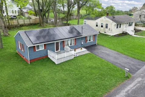12 W Dogwood Drive Poughkeepsie NY 12601