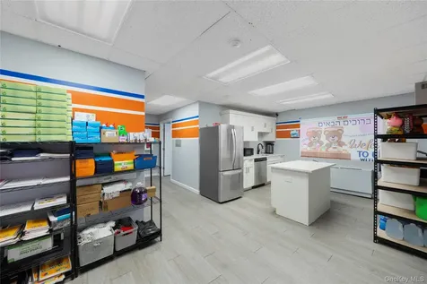 86 Maple Avenue New City NY 10956