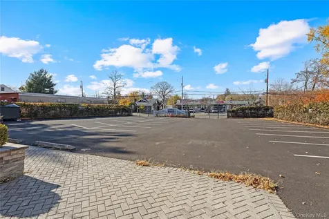 86 Maple Avenue New City NY 10956