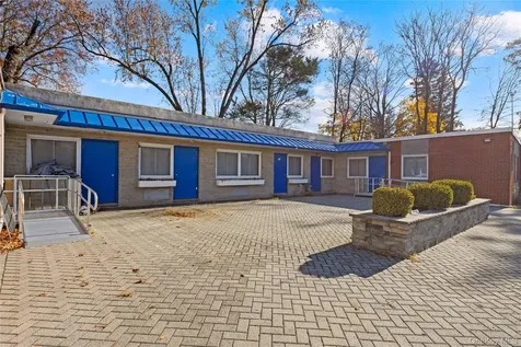 86 Maple Avenue New City NY 10956