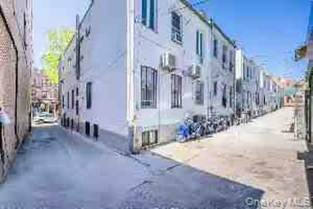763 57th Street Brooklyn NY 11220