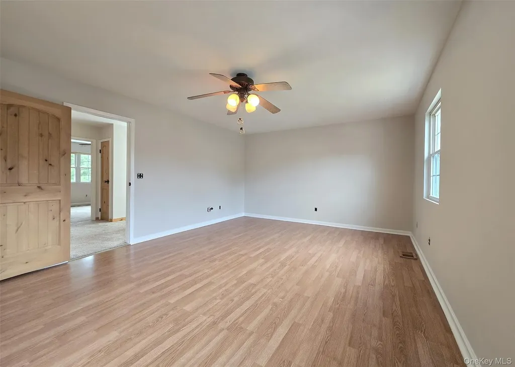 7 Peacock Path Coram NY 11727