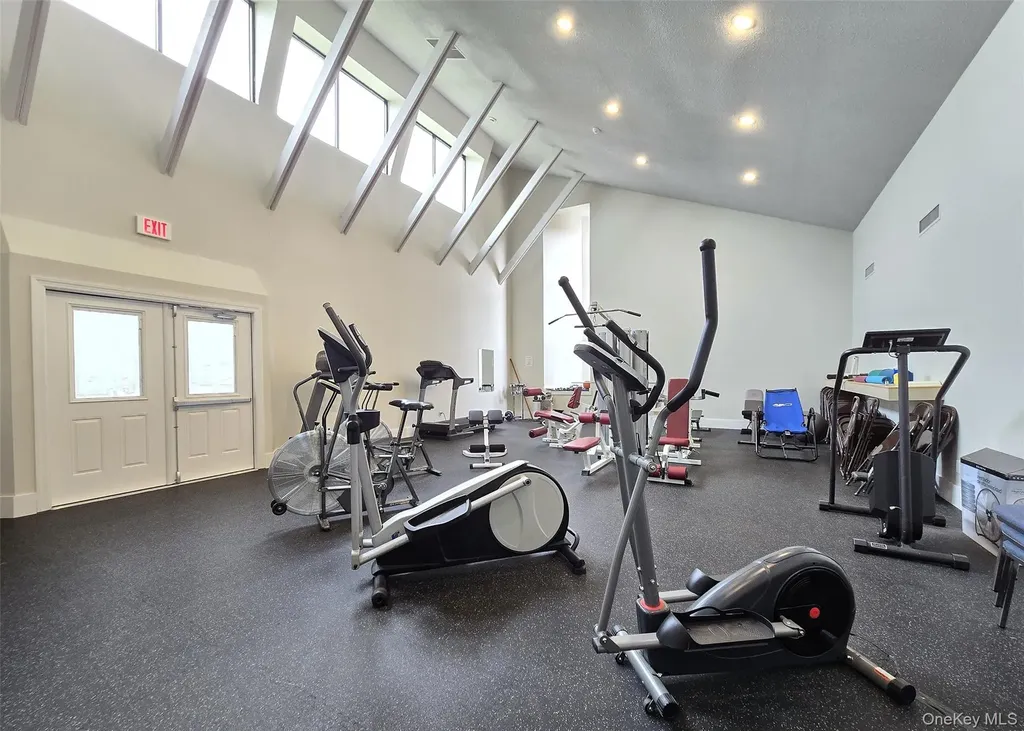 7 Peacock Path Coram NY 11727