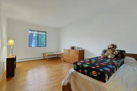 6 Gage Court Tappan NY 10983